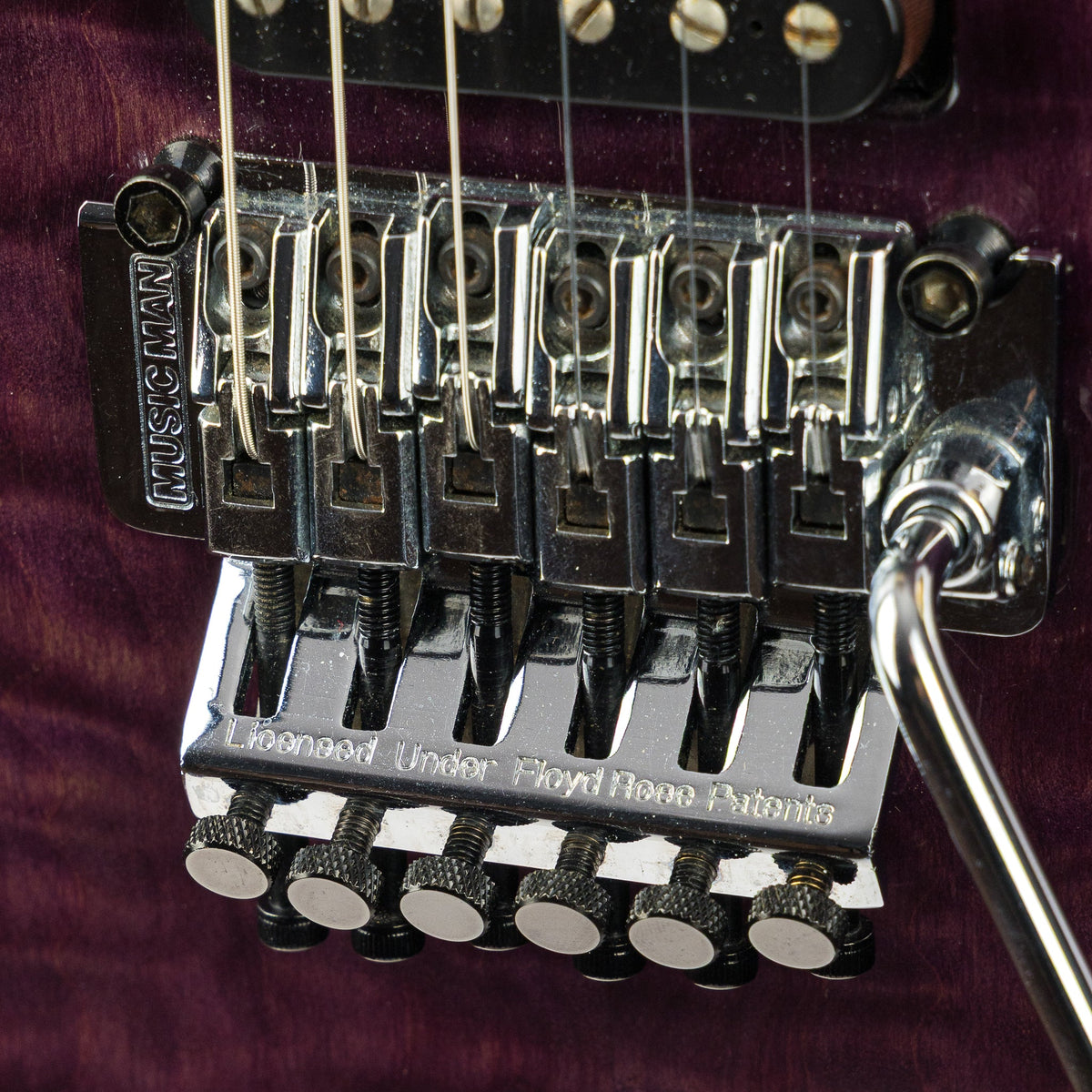 Ernie Ball Music Man Eddie Van Halen Signature - Translucent Purple